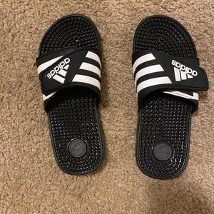 Women’s size 7 adidas slides